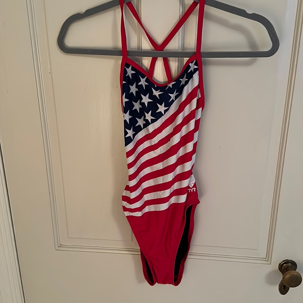 TYR American flag suit